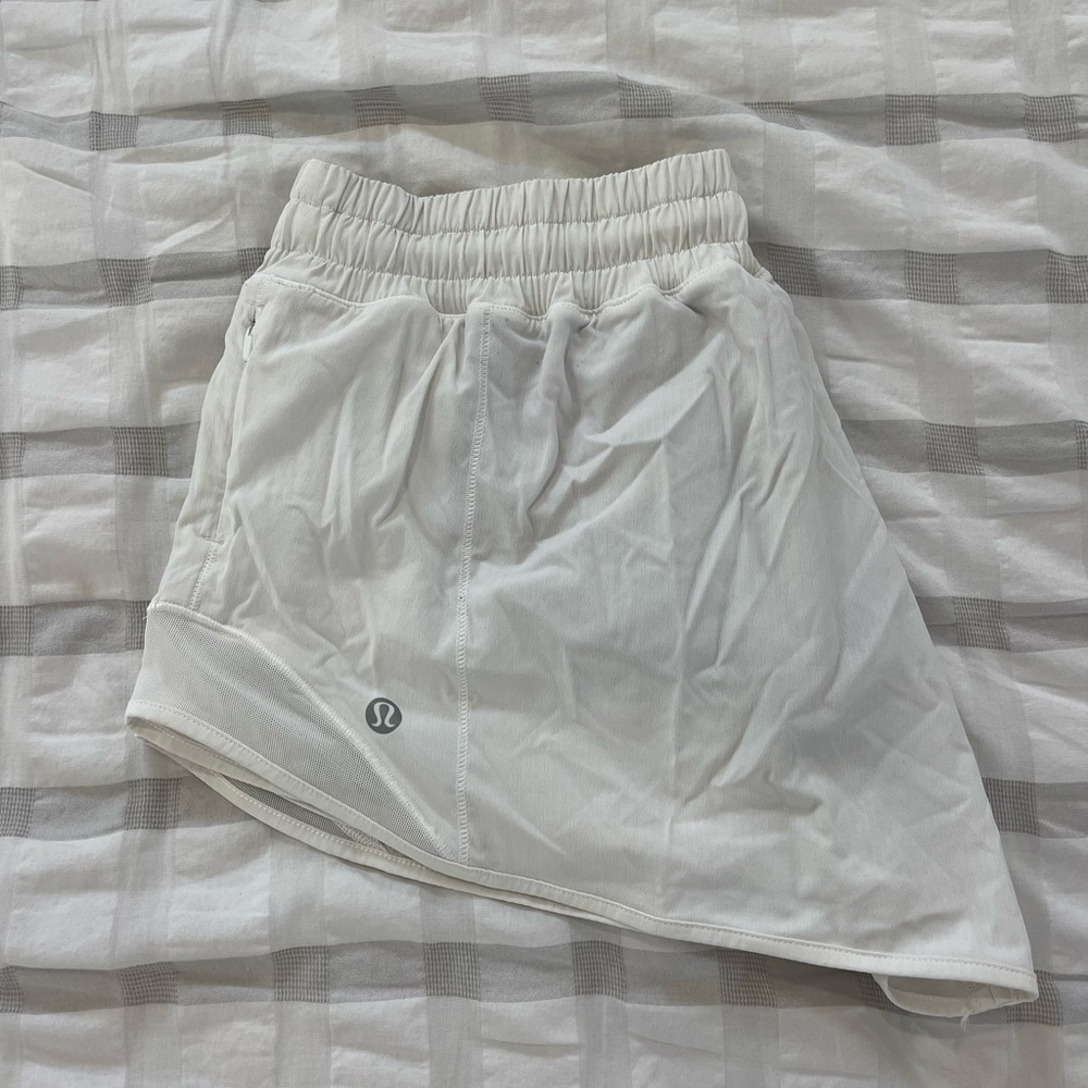 White lulu hotty hot shorts